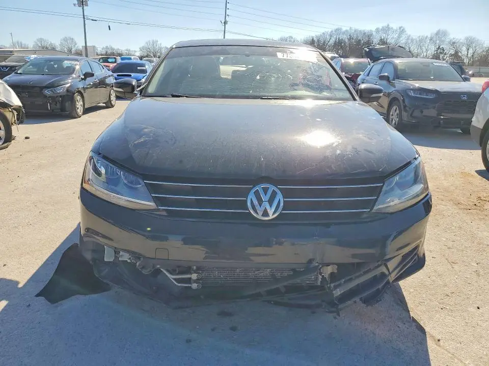 2017 VOLKSWAGEN JETTA SE  