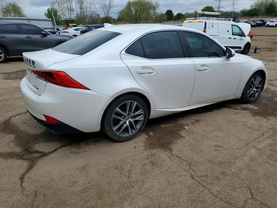 2017 LEXUS IS 300  
