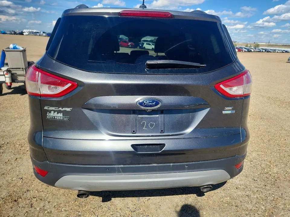 2015 FORD ESCAPE SE  