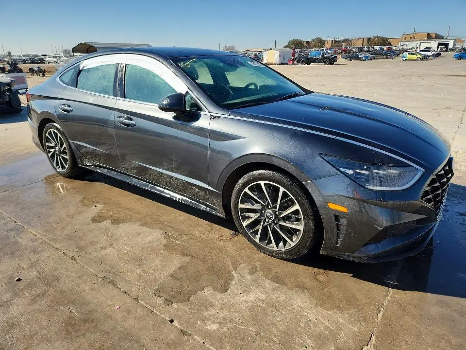 2022 HYUNDAI SONATA LIMITED  