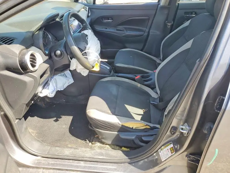 2020 NISSAN VERSA SV  