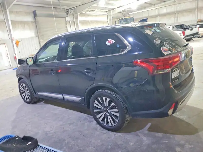 2019 MITSUBISHI OUTLANDER SE  