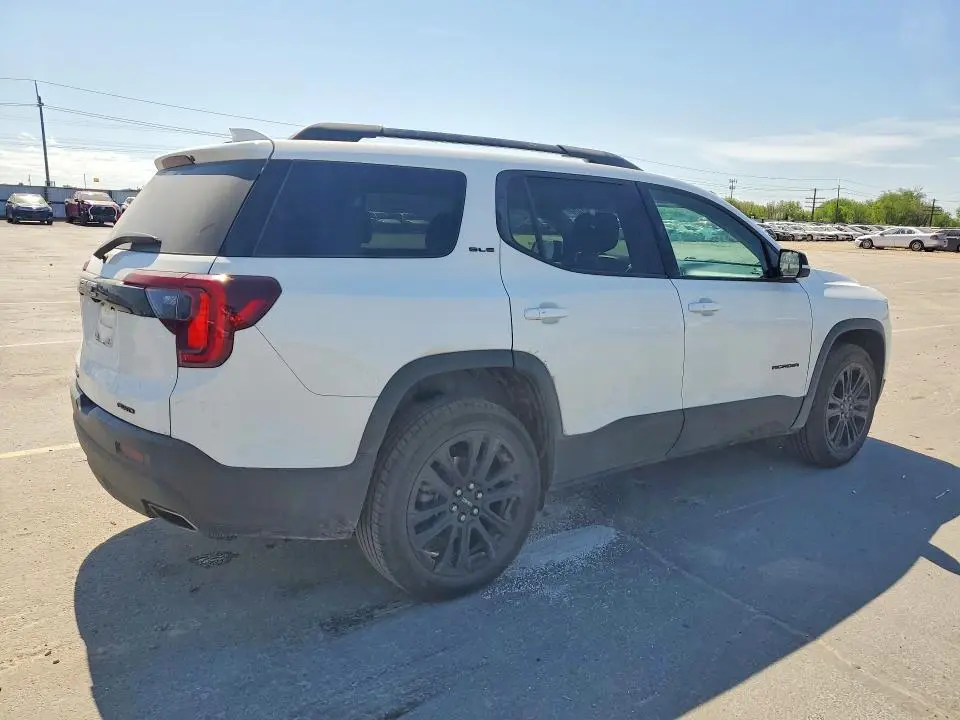 2022 GMC ACADIA SLE  