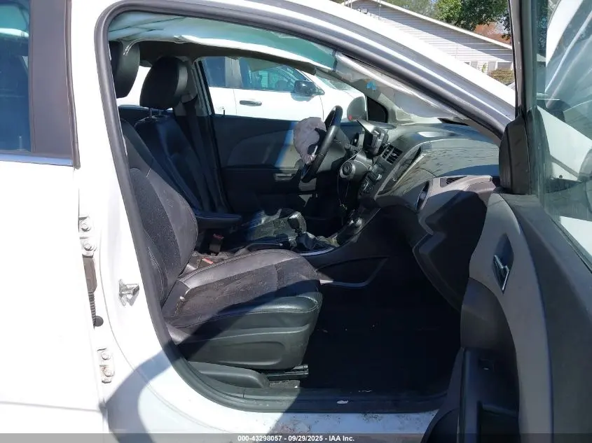 2012 CHEVROLET SONIC 1LZ