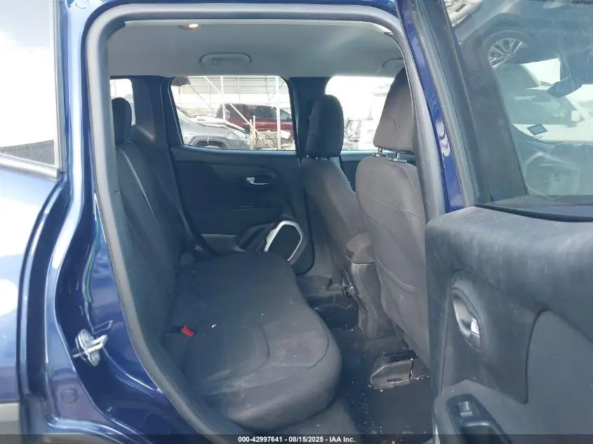 2018 JEEP RENEGADE LATITUDE FWD