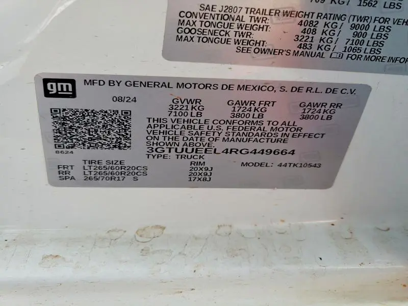 2024 GMC SIERRA K1500 AT4  