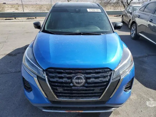 2023 NISSAN KICKS SR  