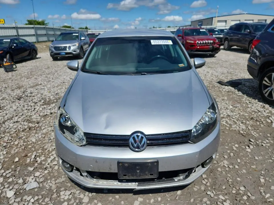 2011 VOLKSWAGEN GOLF   