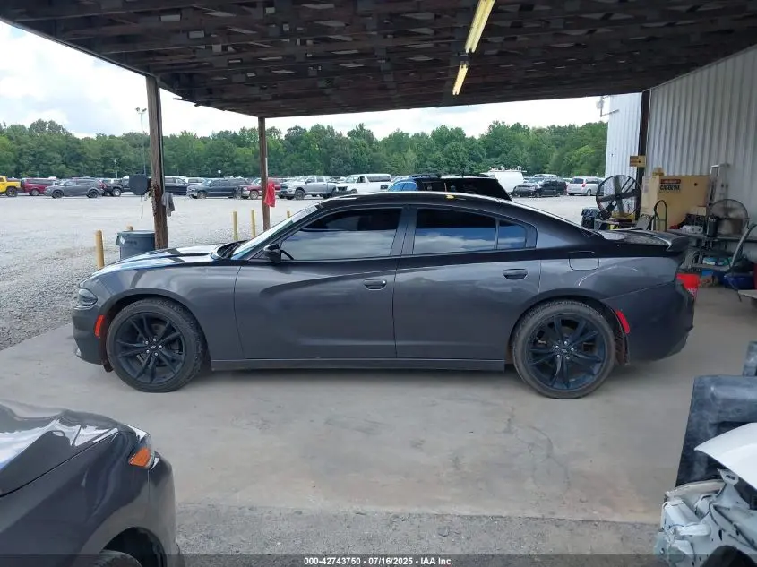 2018 DODGE CHARGER SXT RWD