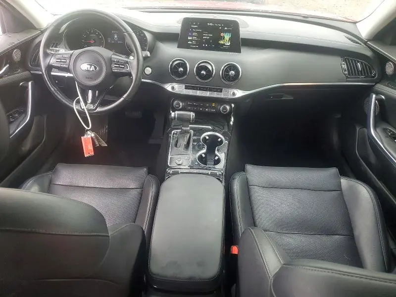 2019 KIA STINGER BASE  