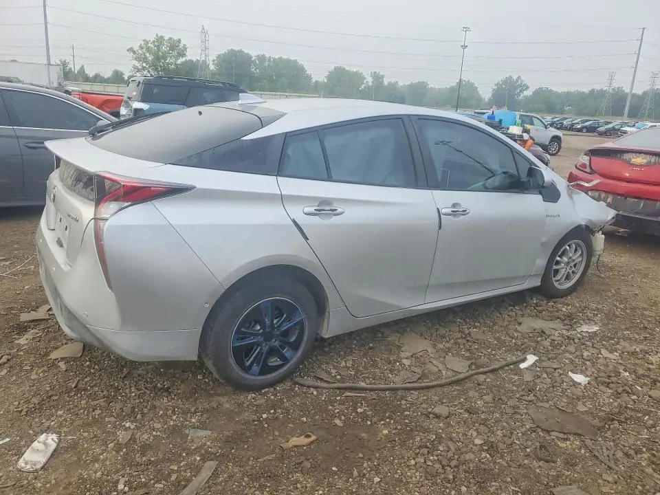 2017 TOYOTA PRIUS THREE  