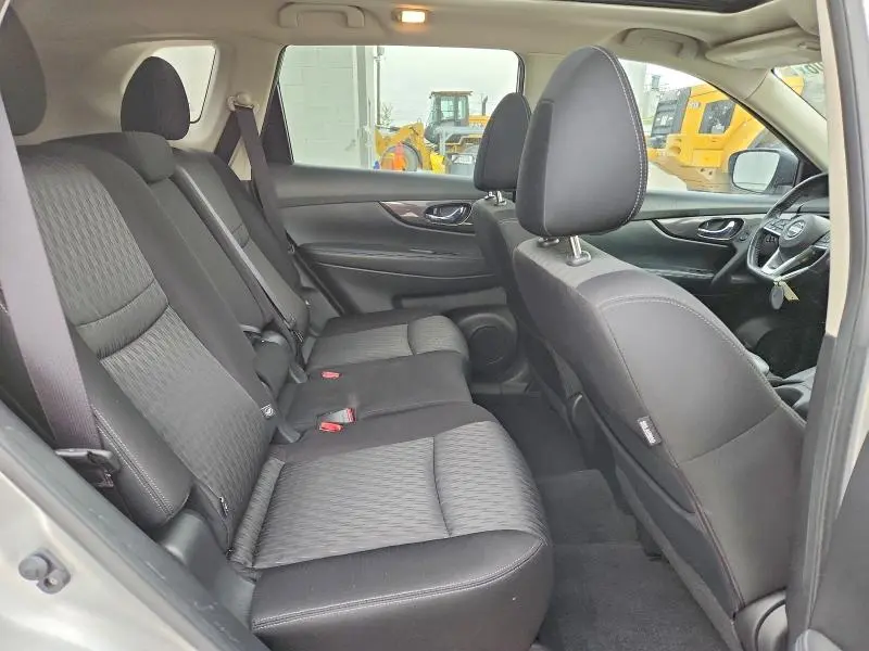 2019 NISSAN ROGUE SV  