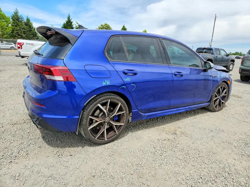 2024 VOLKSWAGEN GOLF R BLACK EDITION  