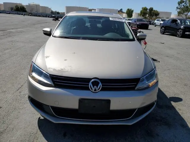 2014 VOLKSWAGEN JETTA SE  