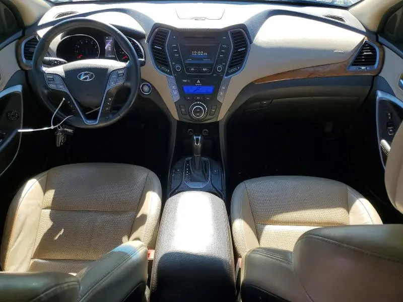 2016 HYUNDAI SANTA FE SE  