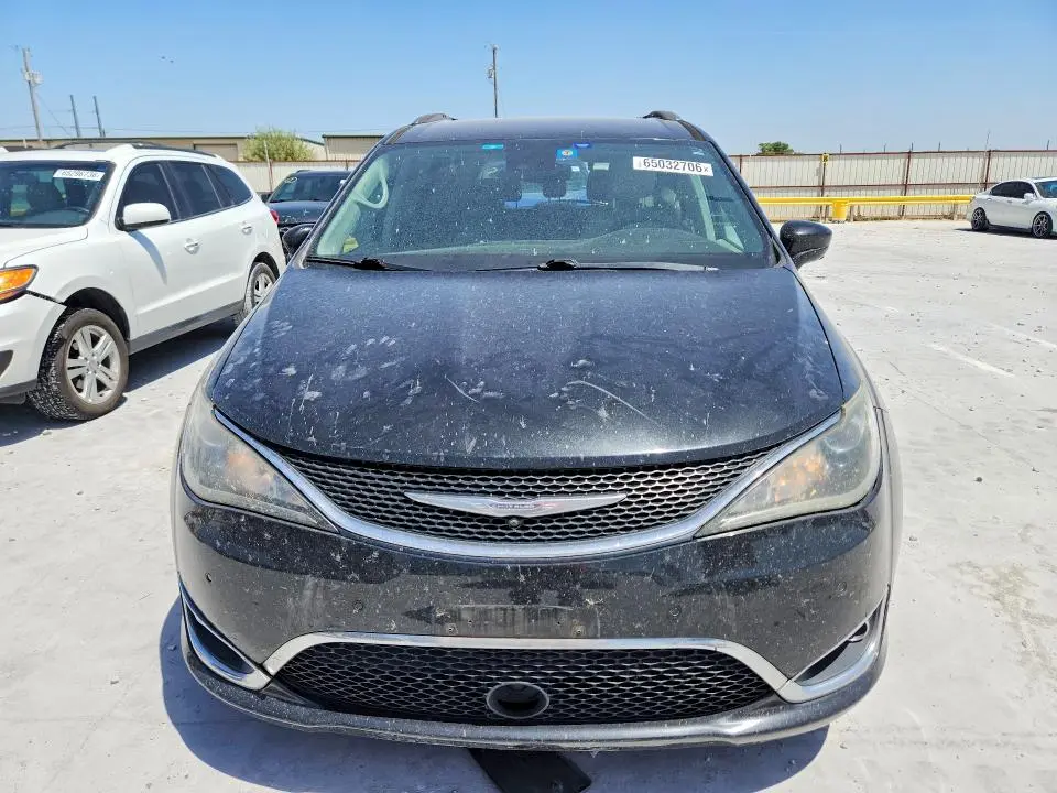 2017 CHRYSLER PACIFICA TOURING L PLUS  