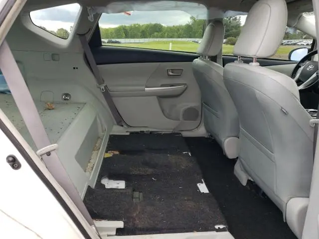 2014 TOYOTA PRIUS V   