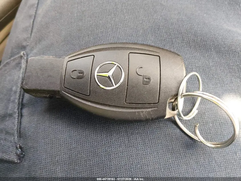 2019 MERCEDES-BENZ METRIS  