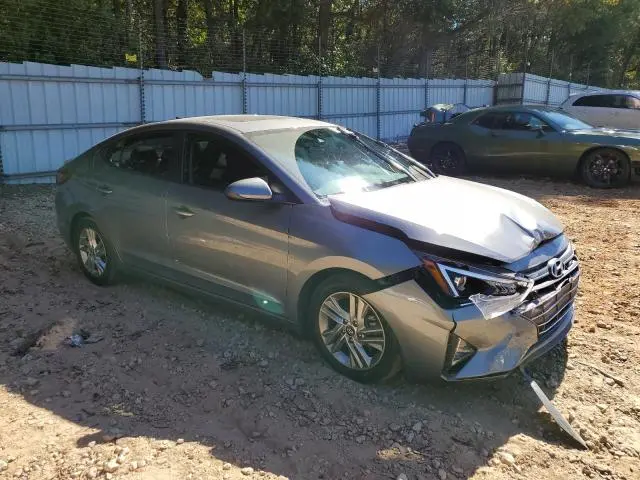 2019 HYUNDAI ELANTRA SEL  