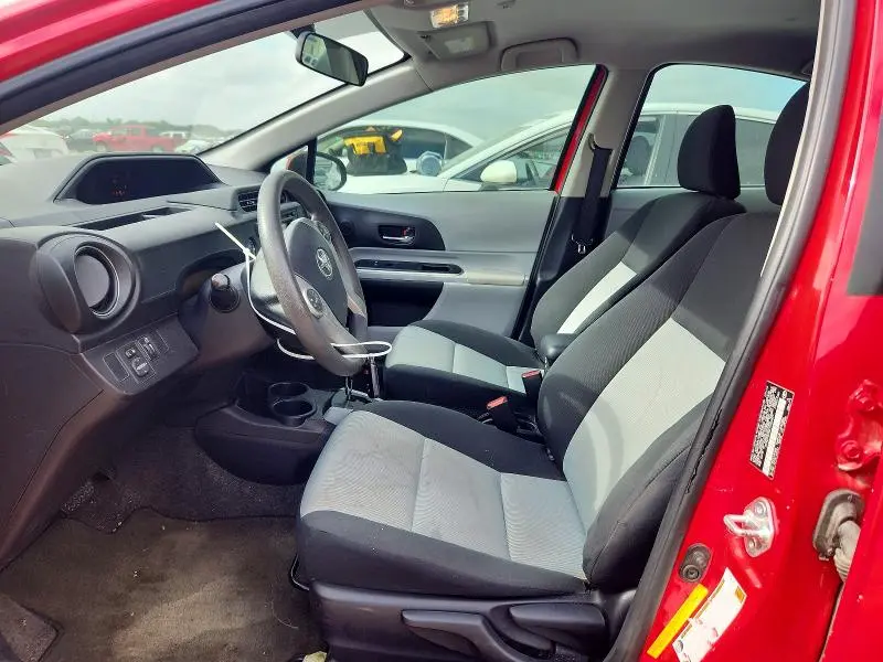 2014 TOYOTA PRIUS C THREE  