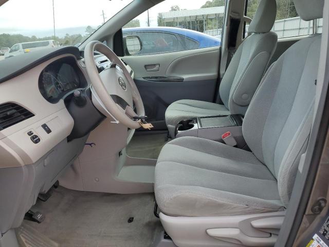 2013 TOYOTA SIENNA 