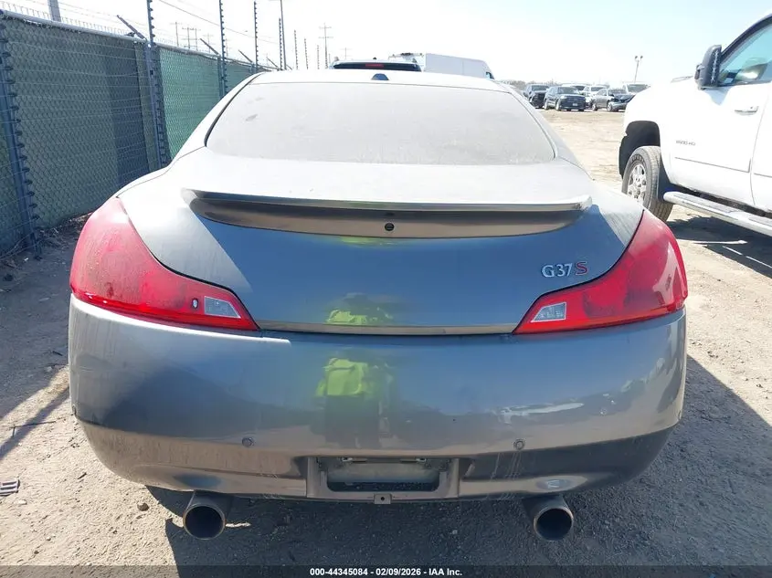 2010 INFINITI G37 JOURNEY