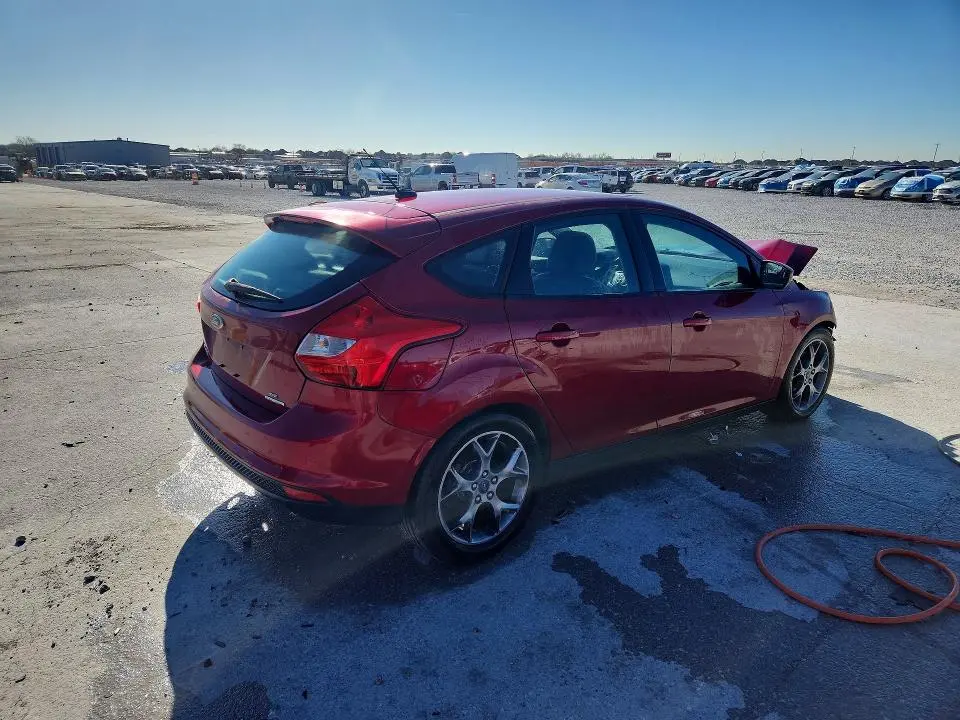 2014 FORD FOCUS SE  