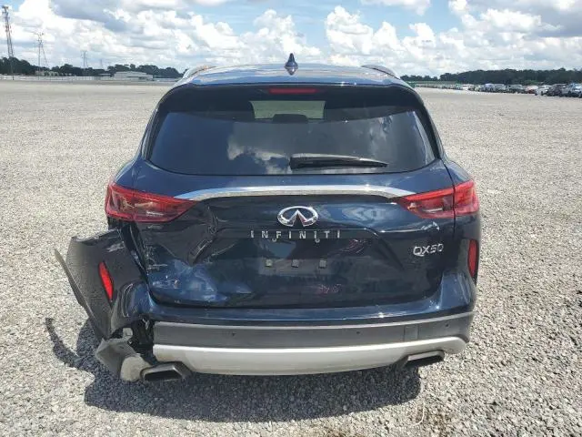 2021 INFINITI QX50 LUXE