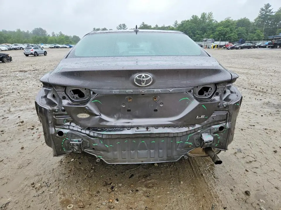 2019 TOYOTA CAMRY LE  