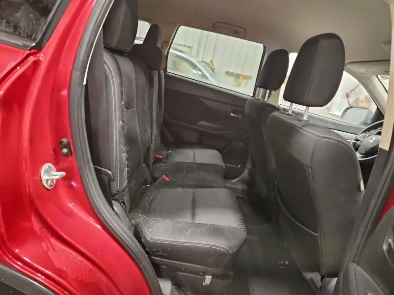 2018 MITSUBISHI OUTLANDER SE  