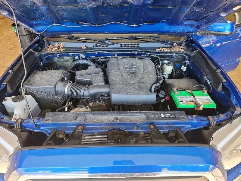 2017 TOYOTA TACOMA SR5 V6  