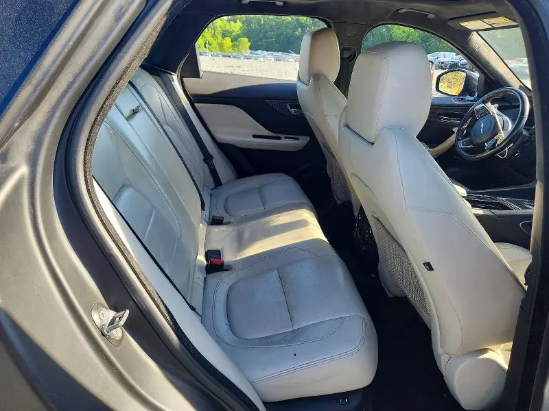 2017 JAGUAR F-PACE FIRST EDITION  