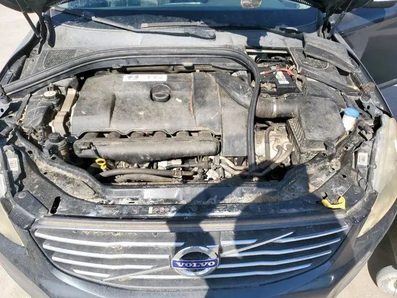 2014 VOLVO XC60 T6  