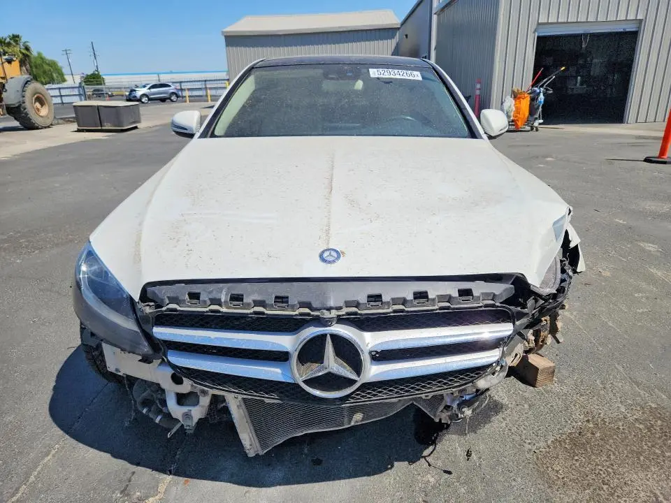 2016 MERCEDES-BENZ C 300  