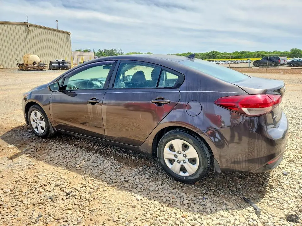 2017 KIA FORTE LX  