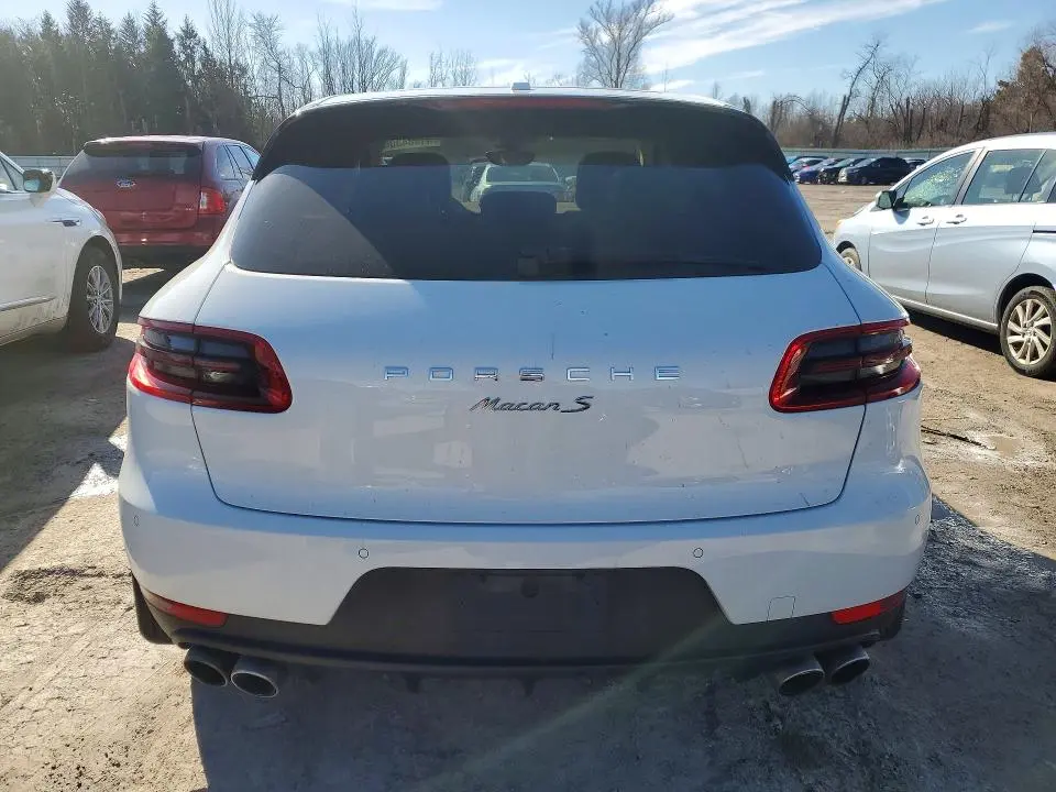 2017 PORSCHE MACAN S  