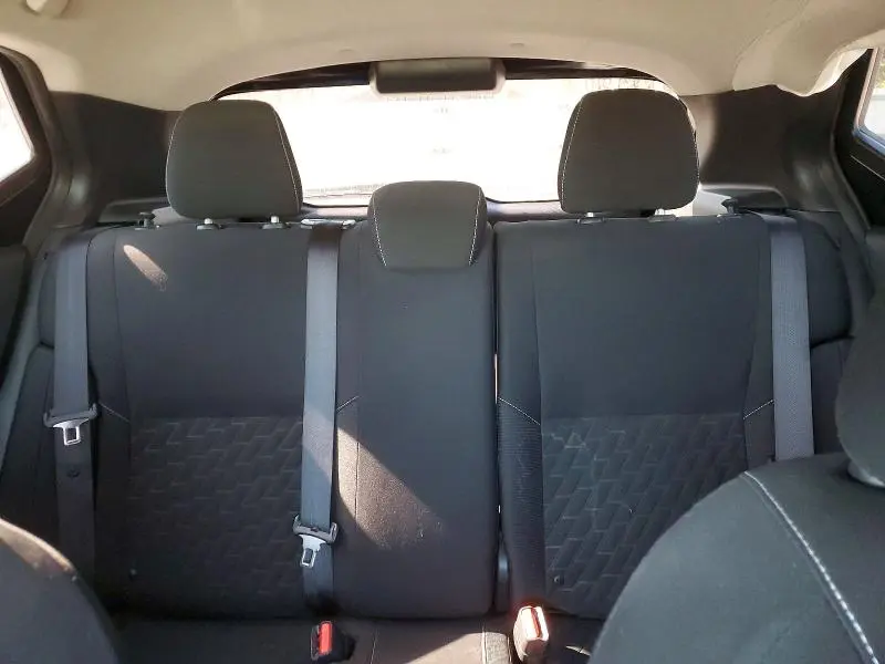 2022 NISSAN KICKS S  