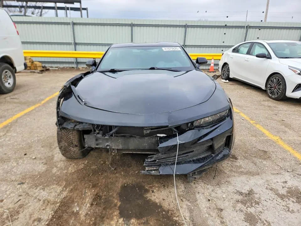 2017 CHEVROLET CAMARO LT  