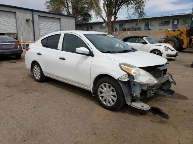 2019 NISSAN VERSA S  