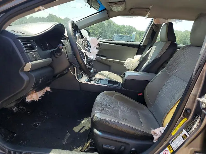 2015 TOYOTA CAMRY SE  