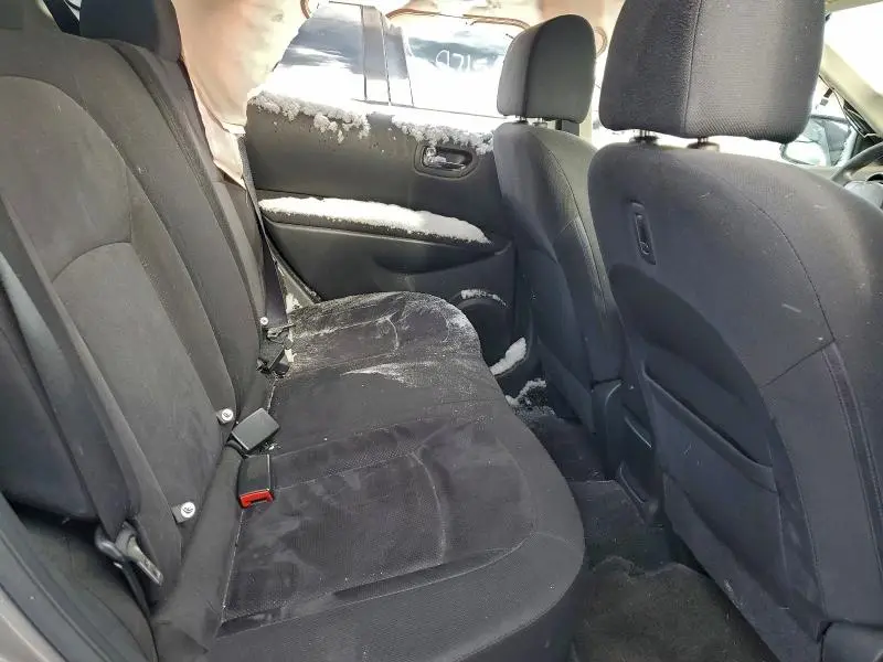 2010 NISSAN ROGUE S  