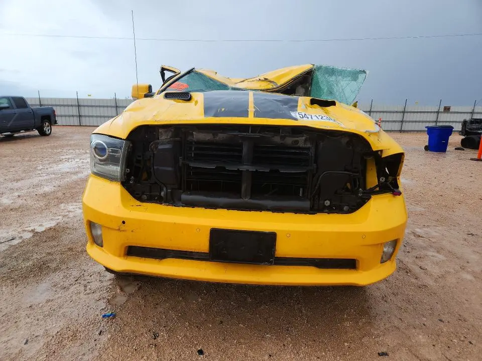 2016 RAM 1500 SPORT  