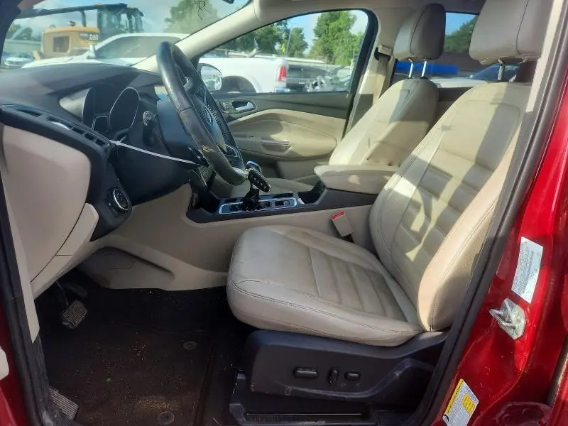 2017 FORD ESCAPE TITANIUM  