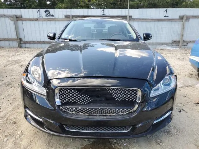 2015 JAGUAR XJ   