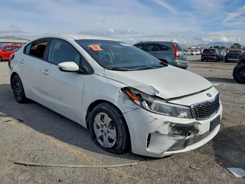 2018 KIA FORTE LX  