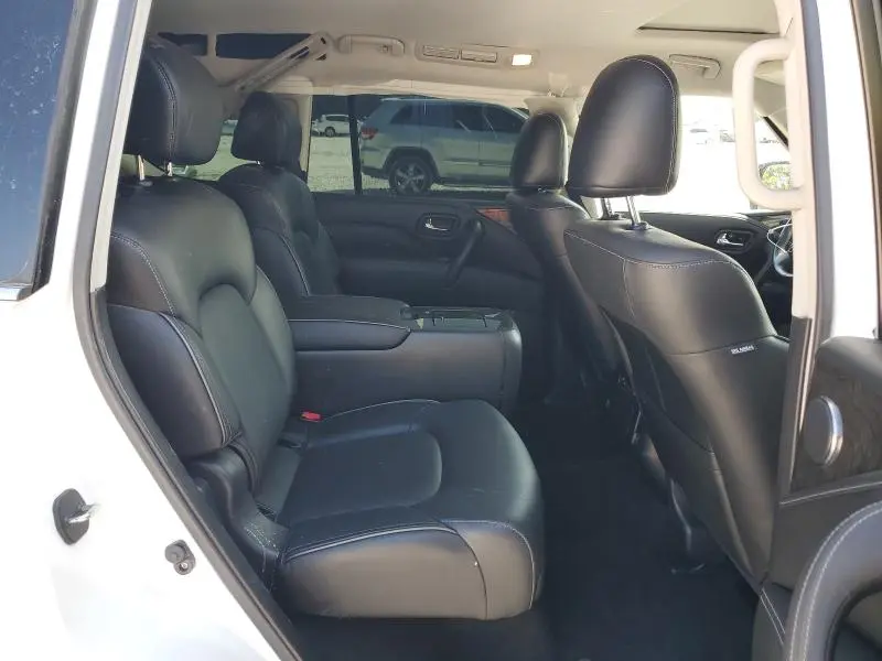 2021 INFINITI QX80 LUXE  