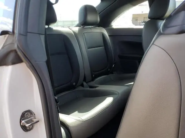 2015 VOLKSWAGEN BEETLE 1.8T