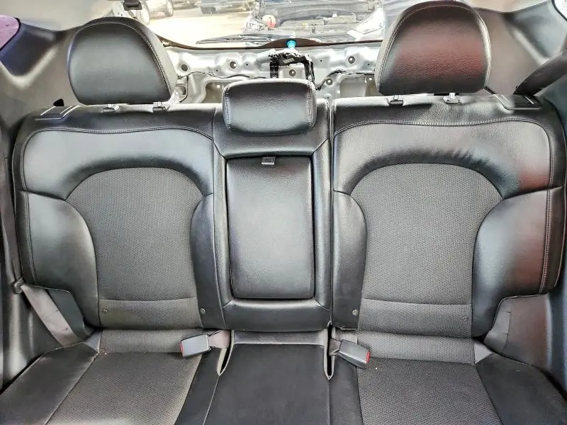 2015 HYUNDAI TUCSON SE  