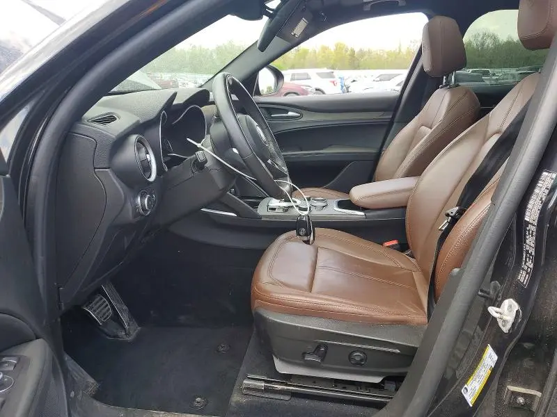 2022 ALFA ROMEO STELVIO TI  