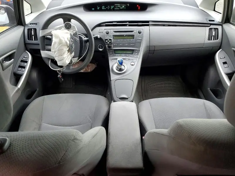 2010 TOYOTA PRIUS II  